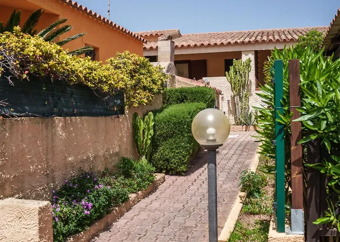 Casa Mareblu アパート パラーウ