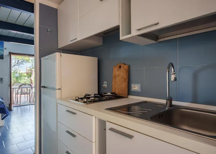 Casa Mareblu アパート パラーウ